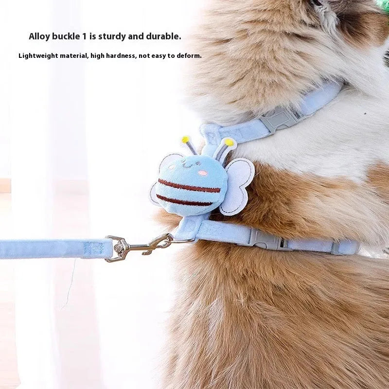 Pink adjustable cat leash with teddy bear and bee shapes on a polyester rope.