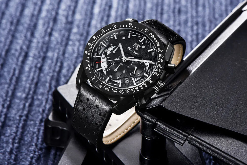Quartz watch luminous display calendar date 45mm stainless steel strap round alloy case mineral glass