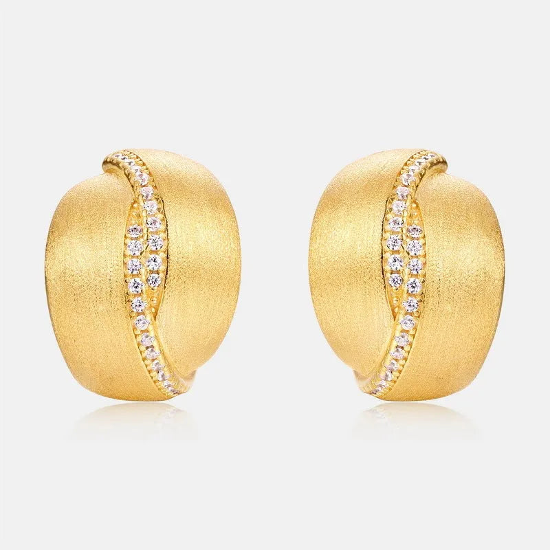 Frosted brushed geometric ear studs in gold tone, 925 silver, electroplated finish