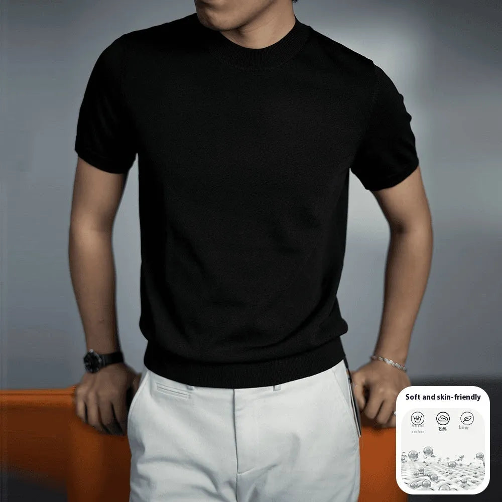 Men's knitted T-shirt with round neck and short sleeves in business gentleman style