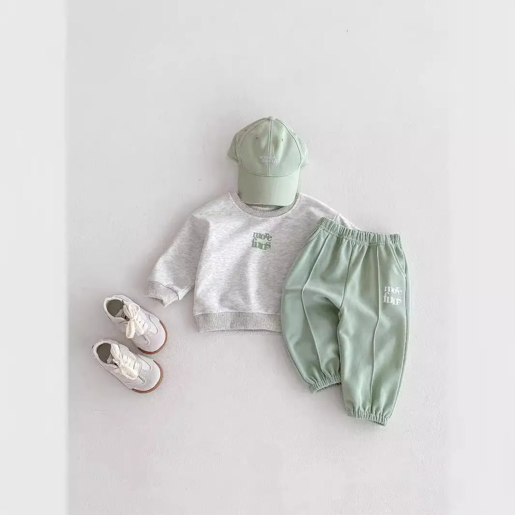 Cotton casual sports suit for toddlers with printed blouse and pants in Flower Gray