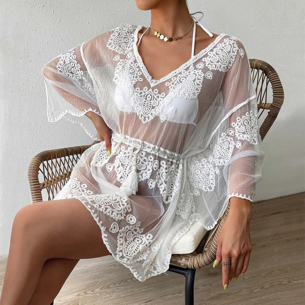 White polyester beach blouse with acrylic lining for swimming sun protection
