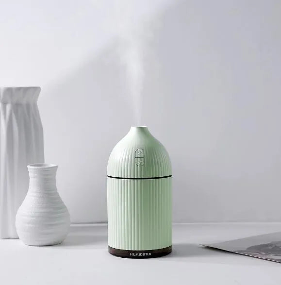 White square ultrasonic essential oil diffuser and humidifier with LED light and USB port
