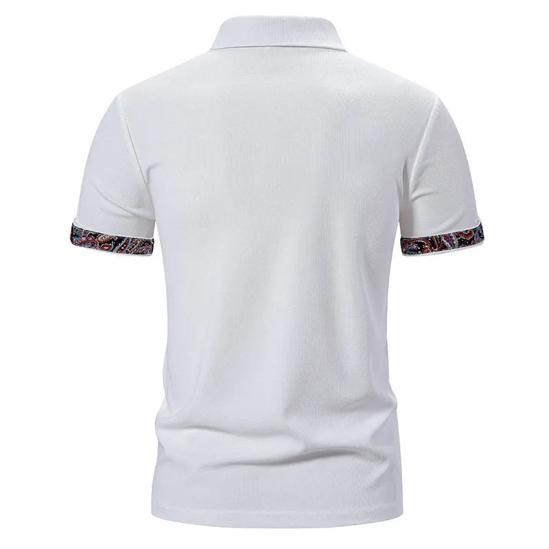 Men's polo shirt in a cotton blend fabric with colour stitching on the turnover collar and short sleeves.