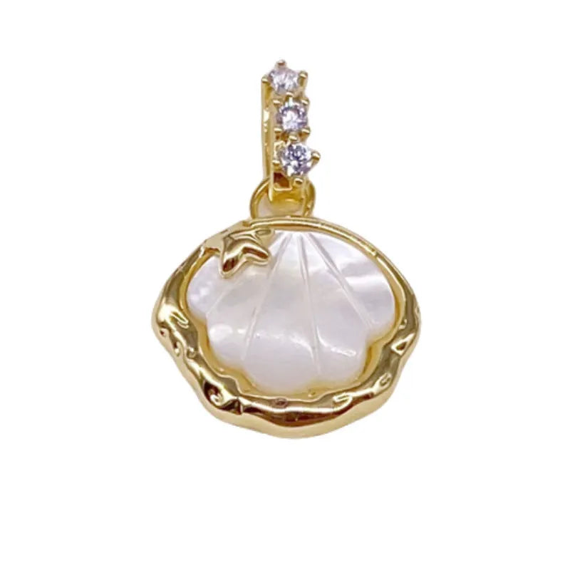 Copper plated 18K gold pearl shell DIY charm pendant in diamond skirt shape for jewellery making