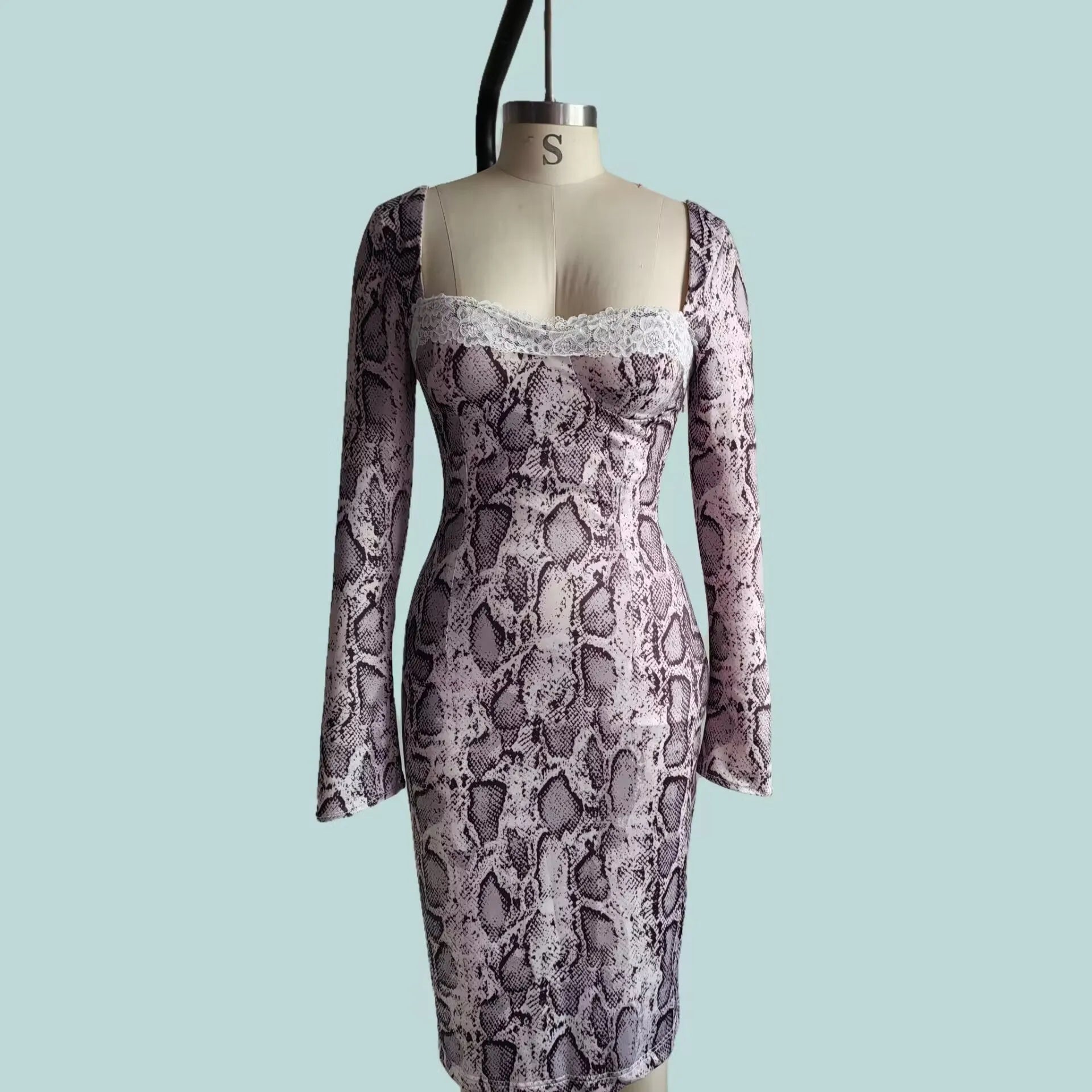 Grey digital printed slim fit lace dress with A-line skirt and long sleeves