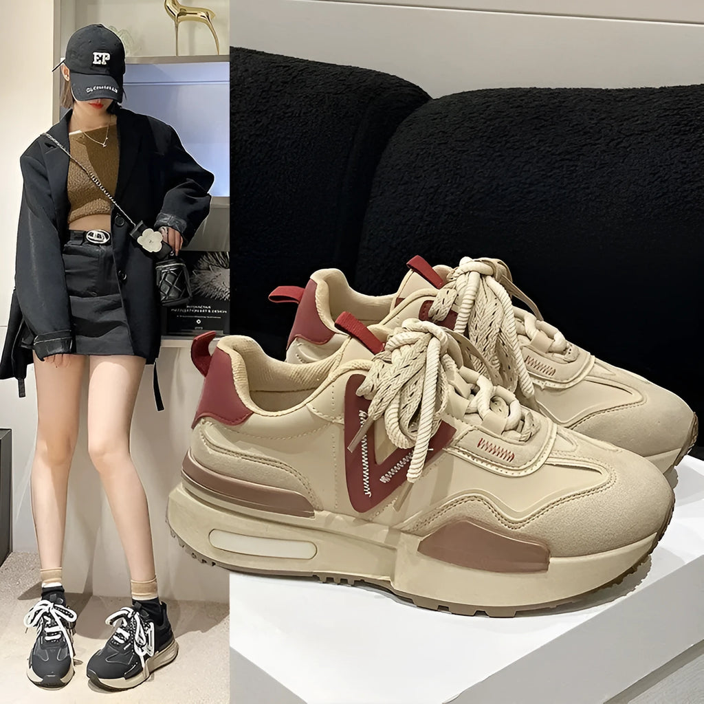 Women's black retro platform sports shoes with lace-up front and rubber sole