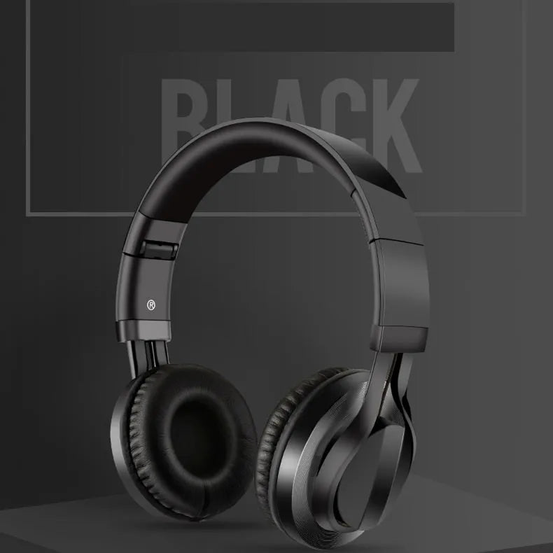 Wired over-ear karaoke headphones with microphone and 3.5mm plug for mobile phones.