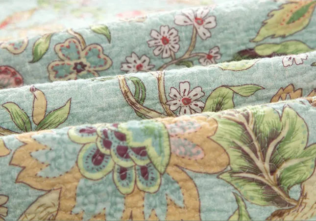 Blue American floral cotton bedspread quilt set with botanical pattern measuring 230x250 cm