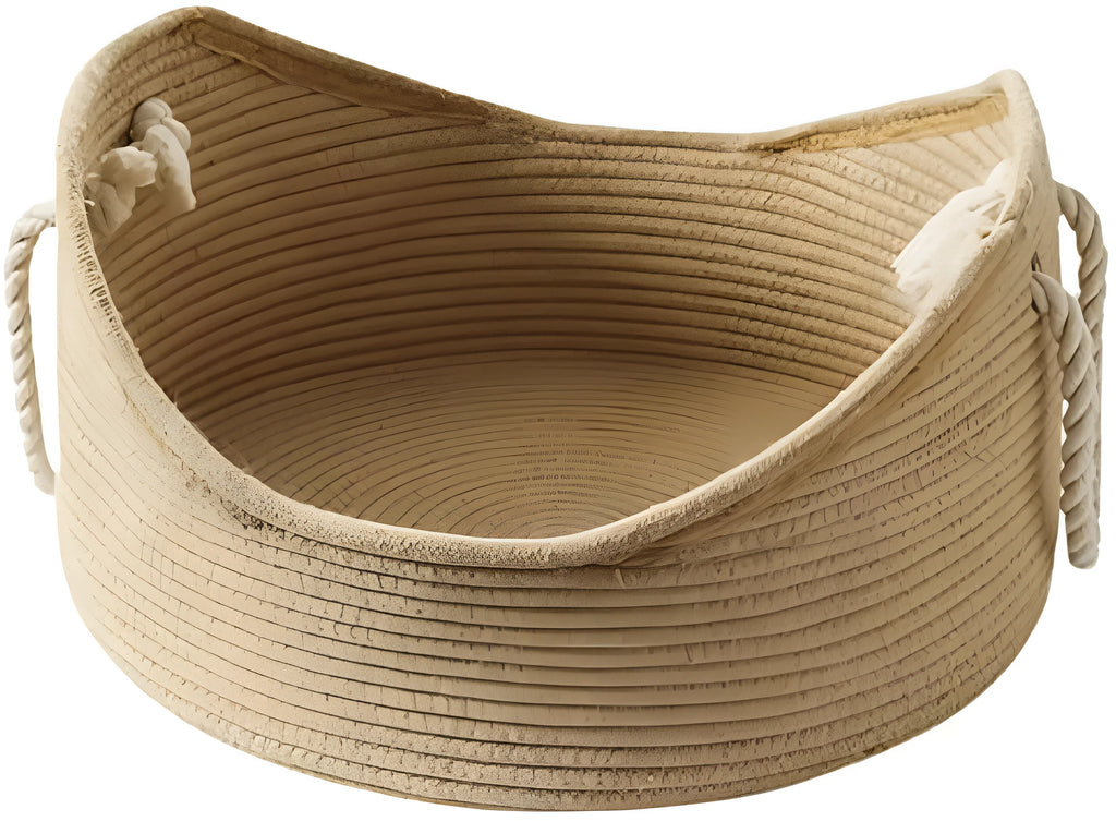 Square wicker cat basket bed with integrated corrugated cardboard scratching panel
