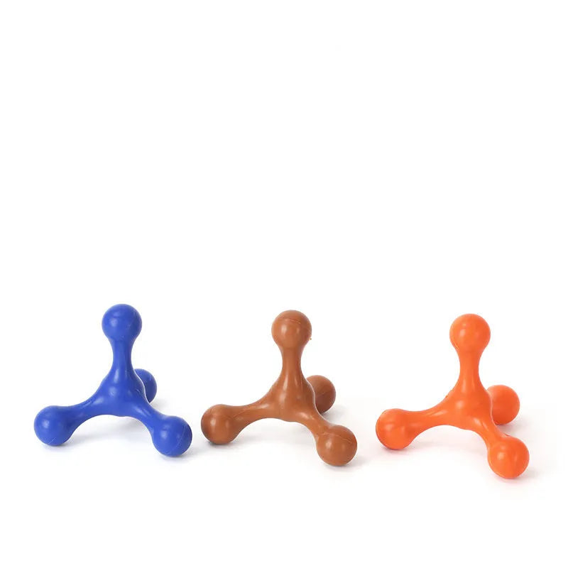 Beef-flavoured silicone chew toy with triple-leg design for small and medium breed puppies