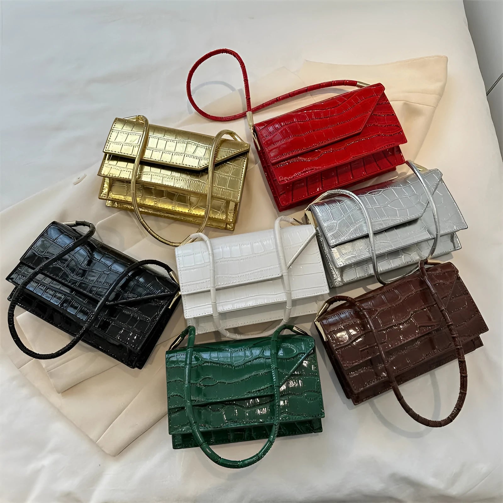 Women's solid colour PU shoulder messenger bag with sewing thread detail, horizontal square shape, black option