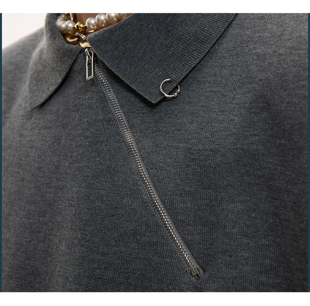 Men's slim fit knitted polo shirt with oblique zipper detail in ice-feeling polyester fabric