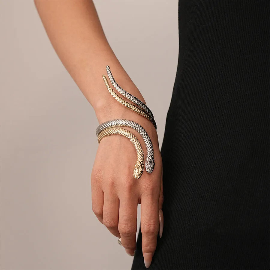 Metal ring and bracelet set with twisted winding snake design in gold or silver colour