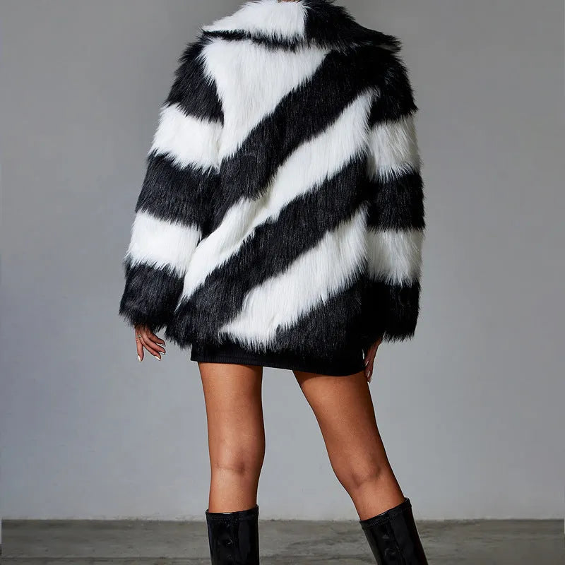 Women's minimalist faux fur coat with contrast color lapel and regular sleeves in picture color