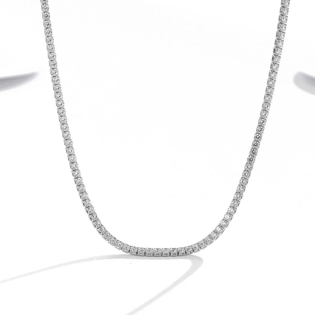 Women's sterling silver necklace with round design elements and diamond polishing treatment in silver colour