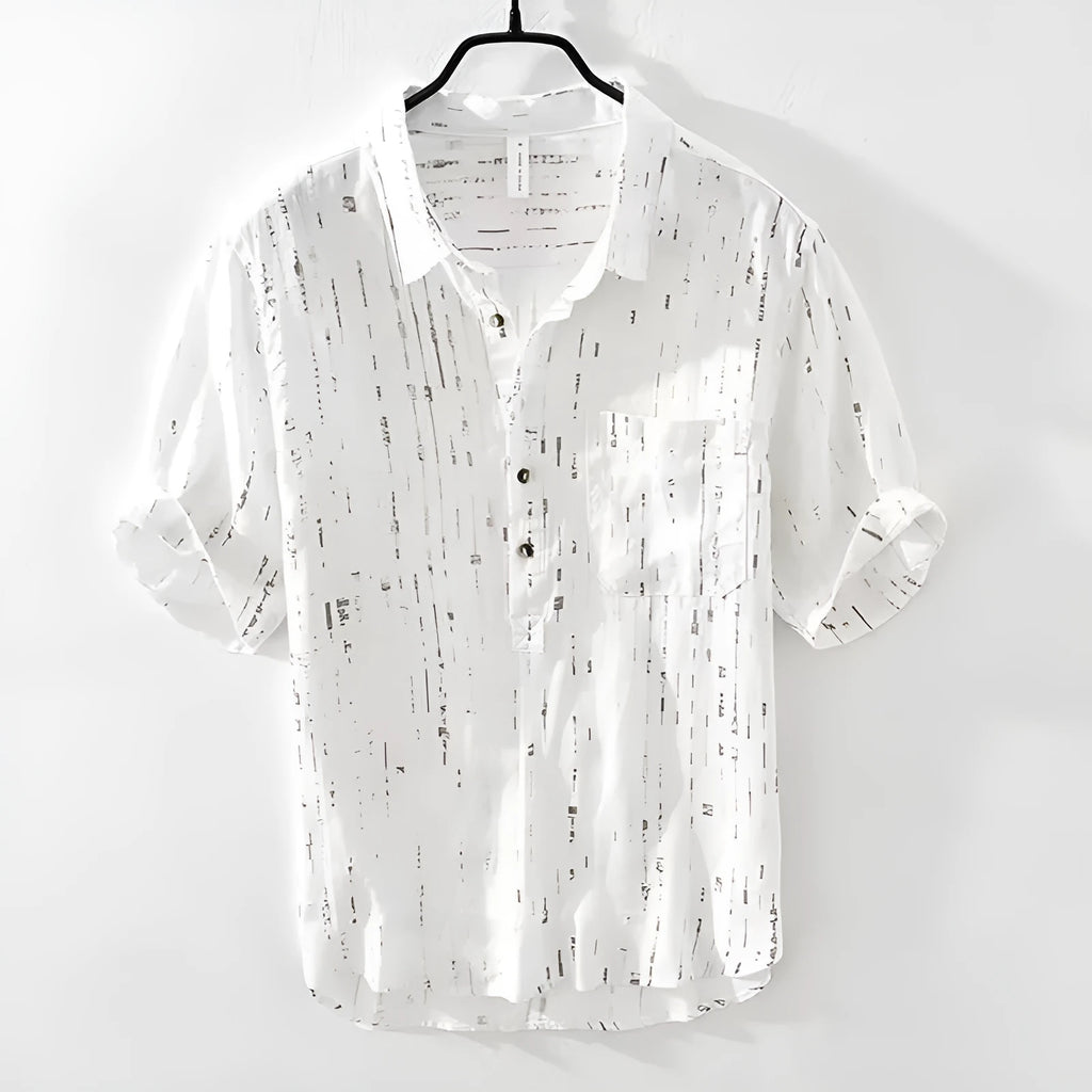 Men's loose fit short-sleeved polo shirt in white or black with traditional collar