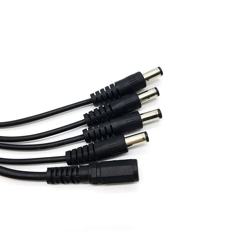 Black DC 1-in-4 monitoring power cable with 5.5mm connectors, length 0.39m