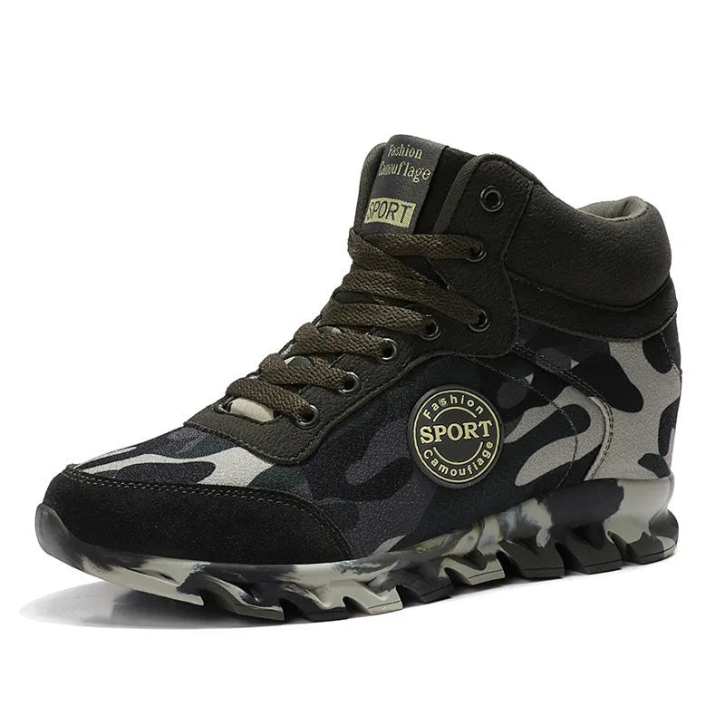 Women's green camouflage canvas sneakers with rubber sole in slip-on style