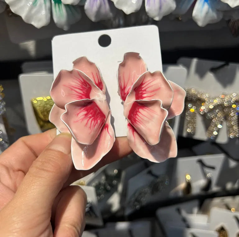Alloy flower stud earrings with oil-spot glaze finish in European pastoral style