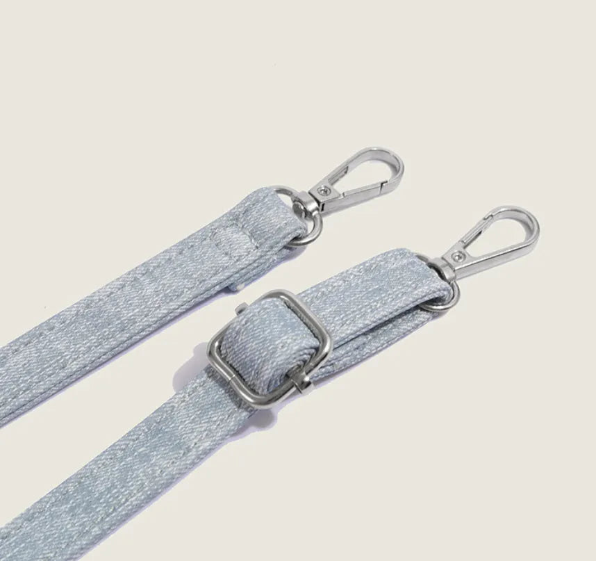 Women's soft PU denim shoulder bag in denim blue without pendant, standard size, casual style