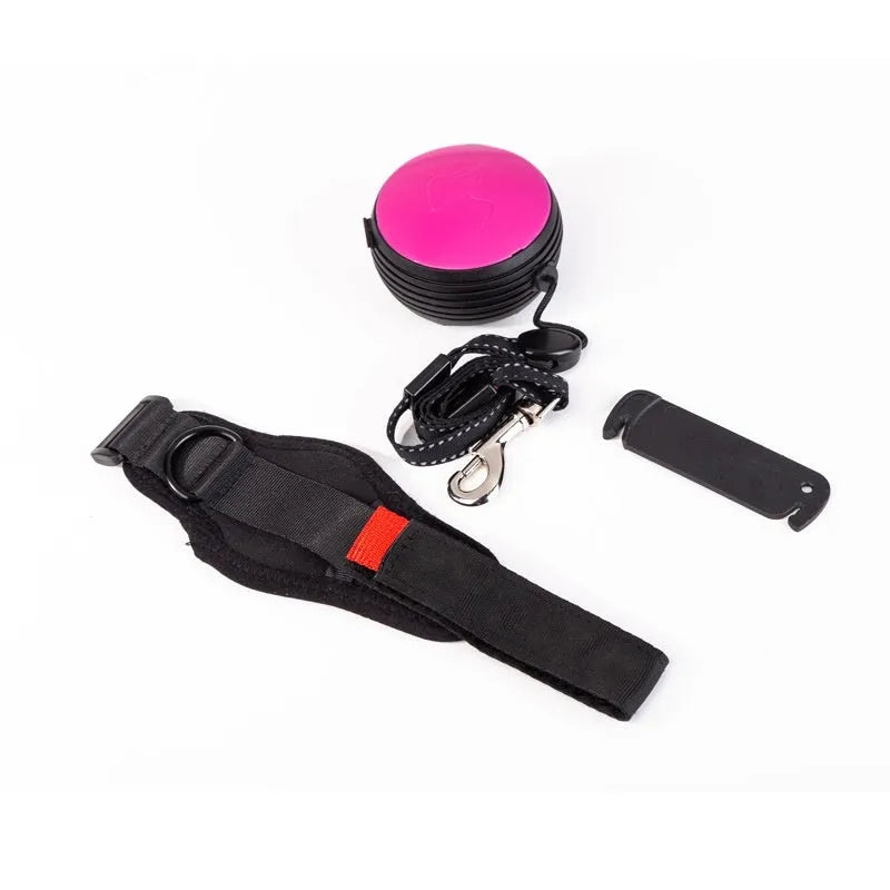 Automatic retractable dog leash extended to 3 metres, shown in vibrant orange colour.