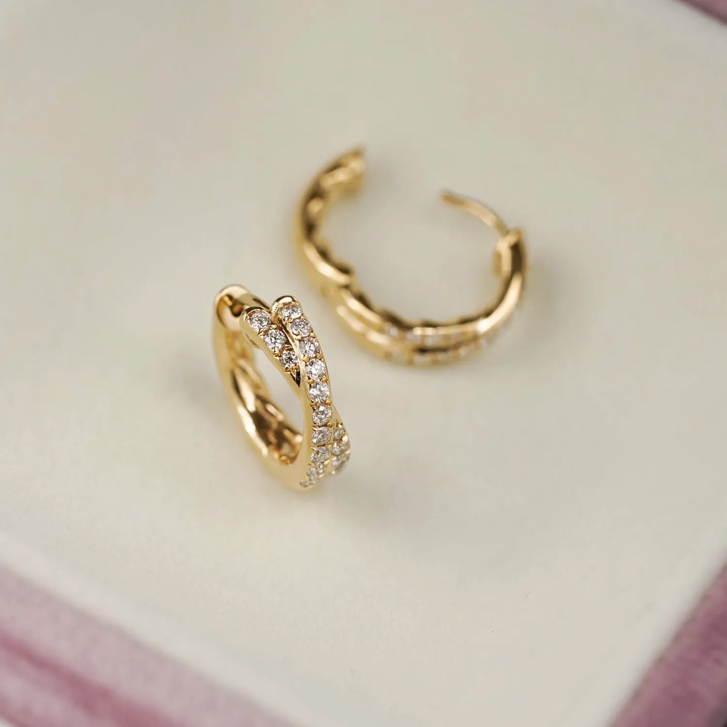 Cross double row twist earrings in 925 silver electroplated 18K gold with 5A zircon, 9mm inner diameter, 12mm outer diameter