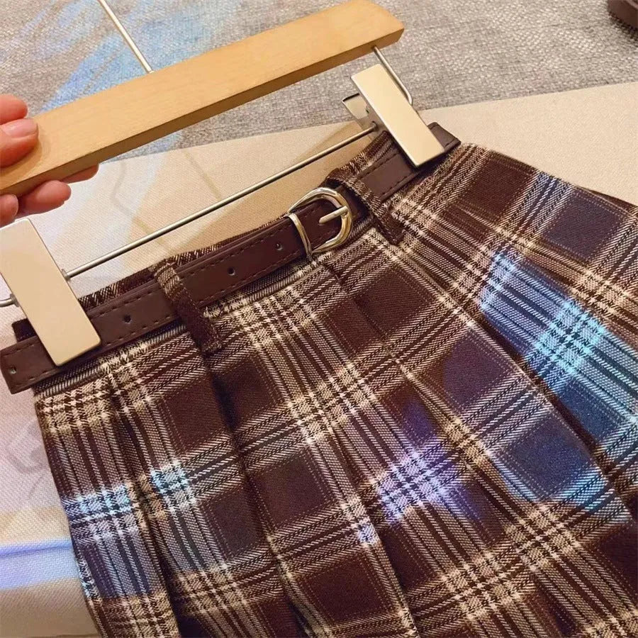 Girls' plaid pleated skirt in A-line style with cotton blend fabric