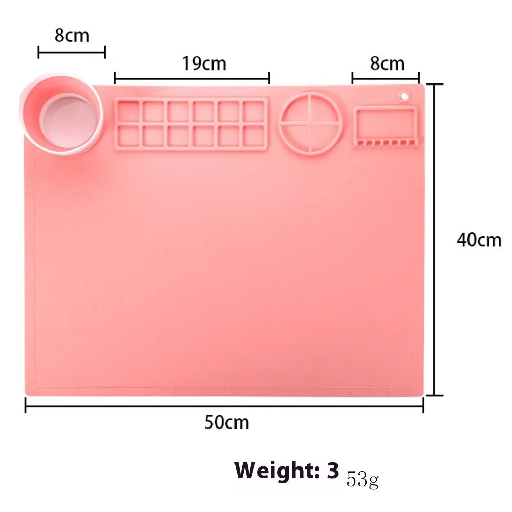 Green silicone painting mat measuring 50x40cm with non-slip graffiti drawing board for watercolour and oil painting