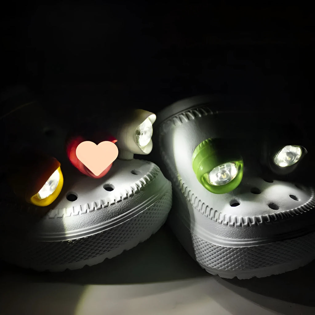Camping warning shoe light made from PVC in yellow with compact dimensions 4.5cm x 3.3cm x 3cm