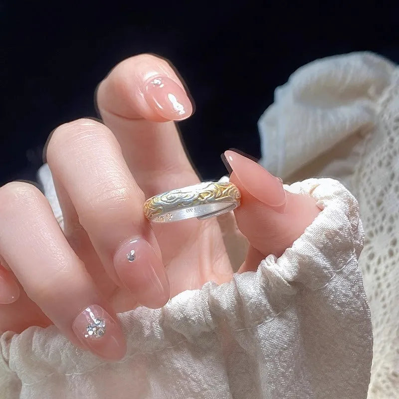 White copper adjustable ring with geometric design and Xiangyun pattern in silver tone finish