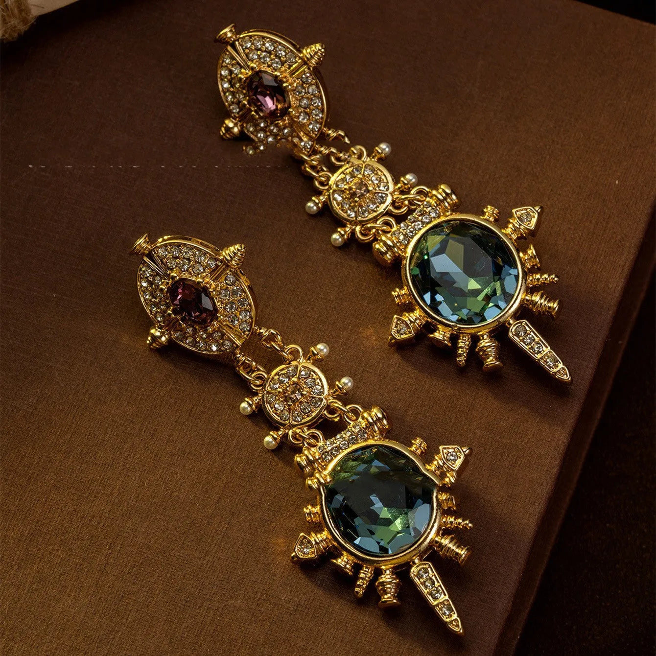 Gold retro geometric stud earrings with 10mm round shape and court style design