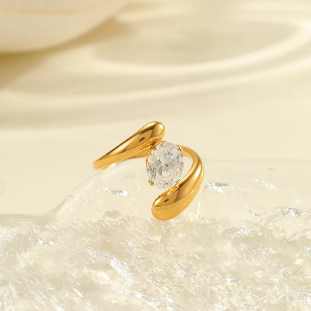 Adjustable stainless steel geometric zircon ring for women in various electroplated colours.
