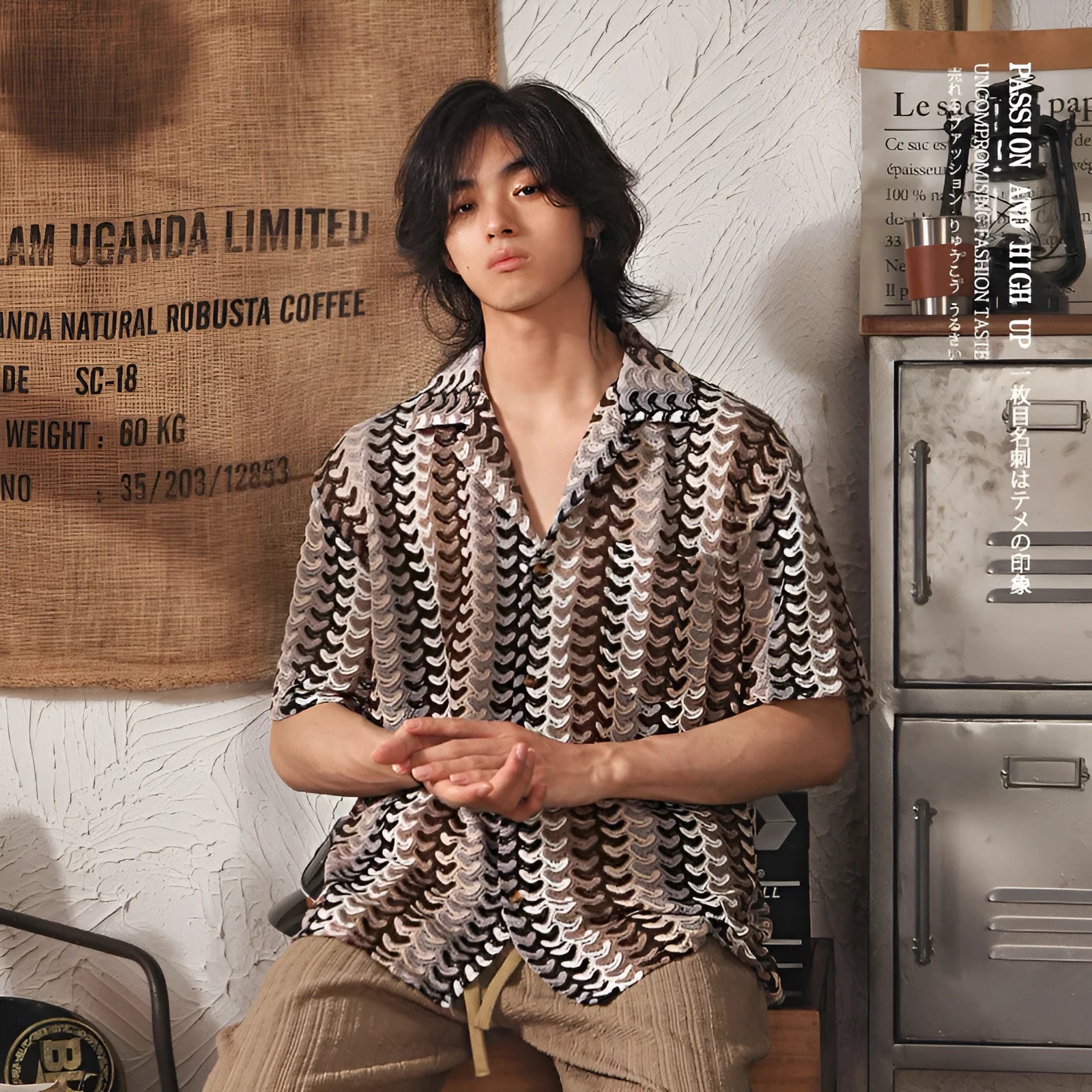 Grey men's short sleeve shirt with Cuban collar and jacquard pattern, shown in slim fit
