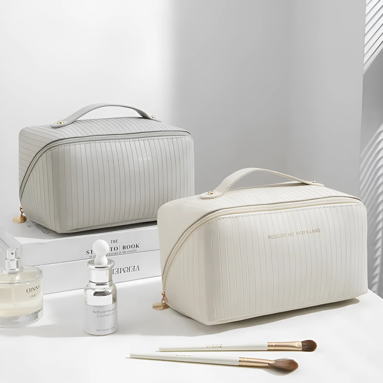 Vertical pattern cubic makeup bag in PU material with 22.5cm height for travel storage