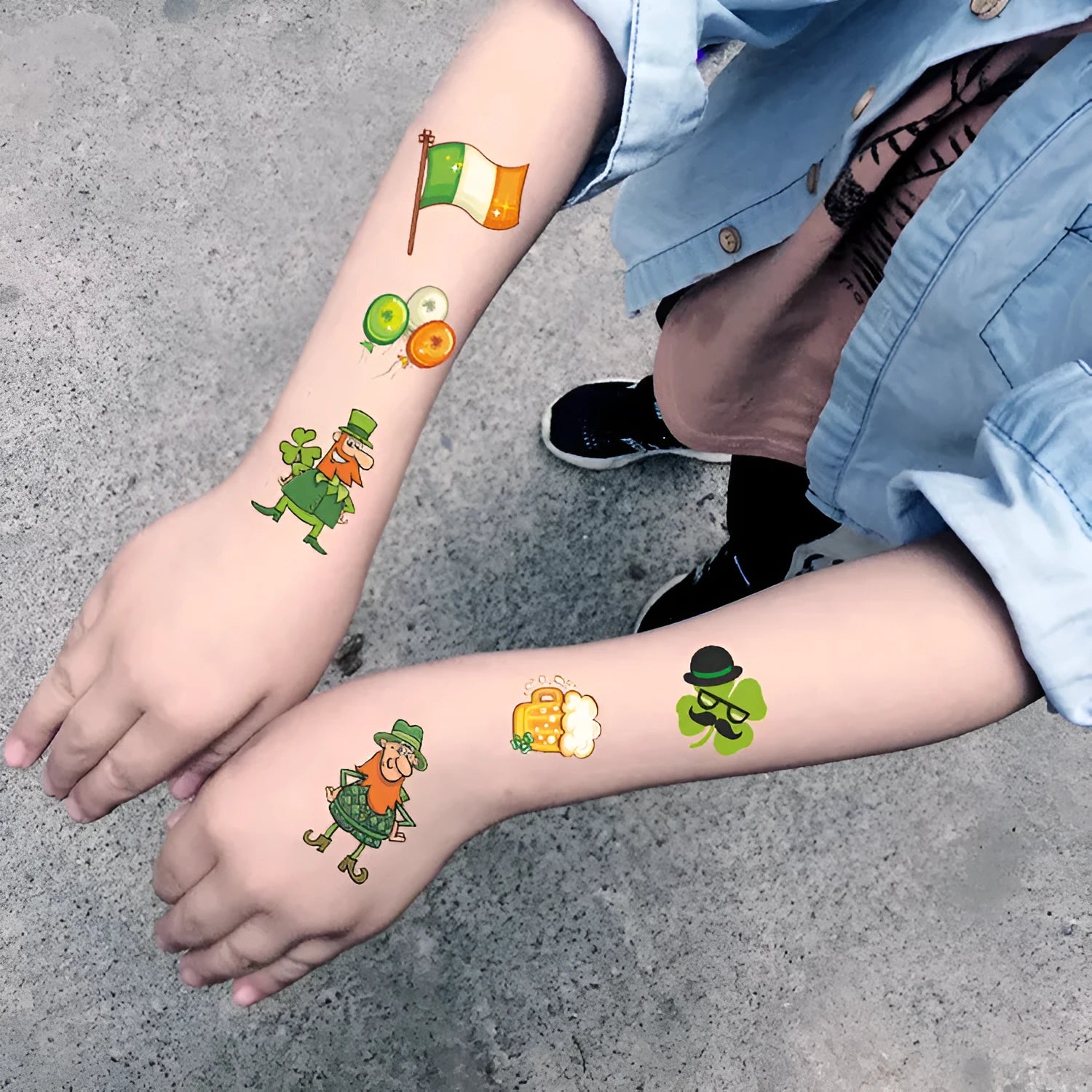 Irish festival temporary tattoo sticker with St. Patrick's Day shamrock design measuring 120×75mm