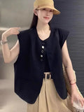 Women's loose-fit polyester vest in solid colour with pocket detailing