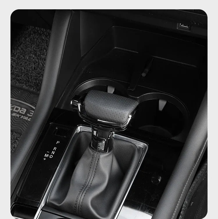 Car interior gear shifting handball decoration in genuine leather, black colour option