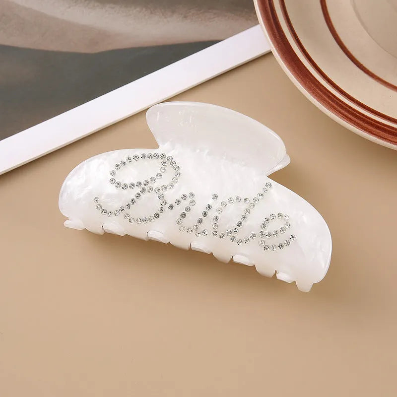 10cm acrylic hair clip with multi-diamond shower shark design and double-sided spot drill decoration in pink or white