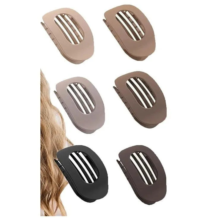 Six plastic hair clips with frosted grip and quadrilateral design in nude and rose red colours