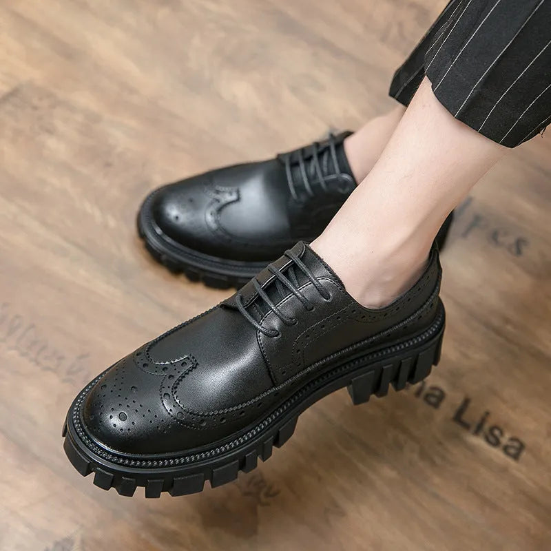 Men's black and brown artificial PU brogue business shoes with round toe on a white background.