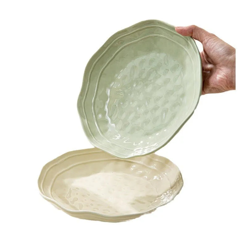 Seven-piece solid colour ceramic dinnerware set in gift box packaging