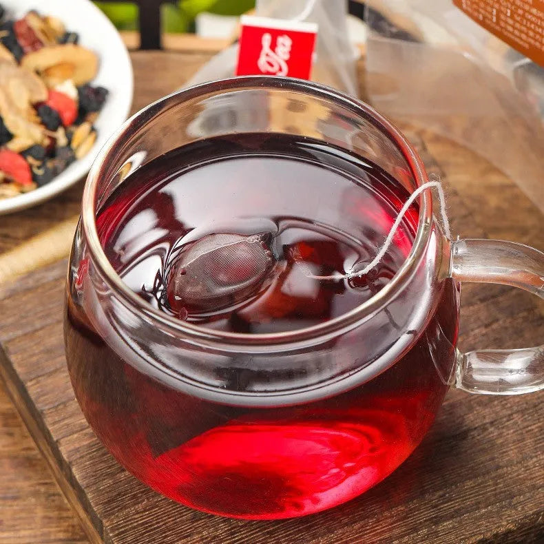 Box of Ginseng Black Wolfberry Tea showing 40 individual 5g sachets