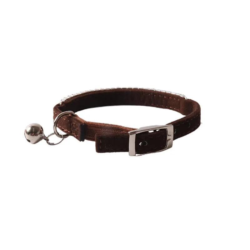 Cat collar with elastic buckle in six colour options showing flocking material texture