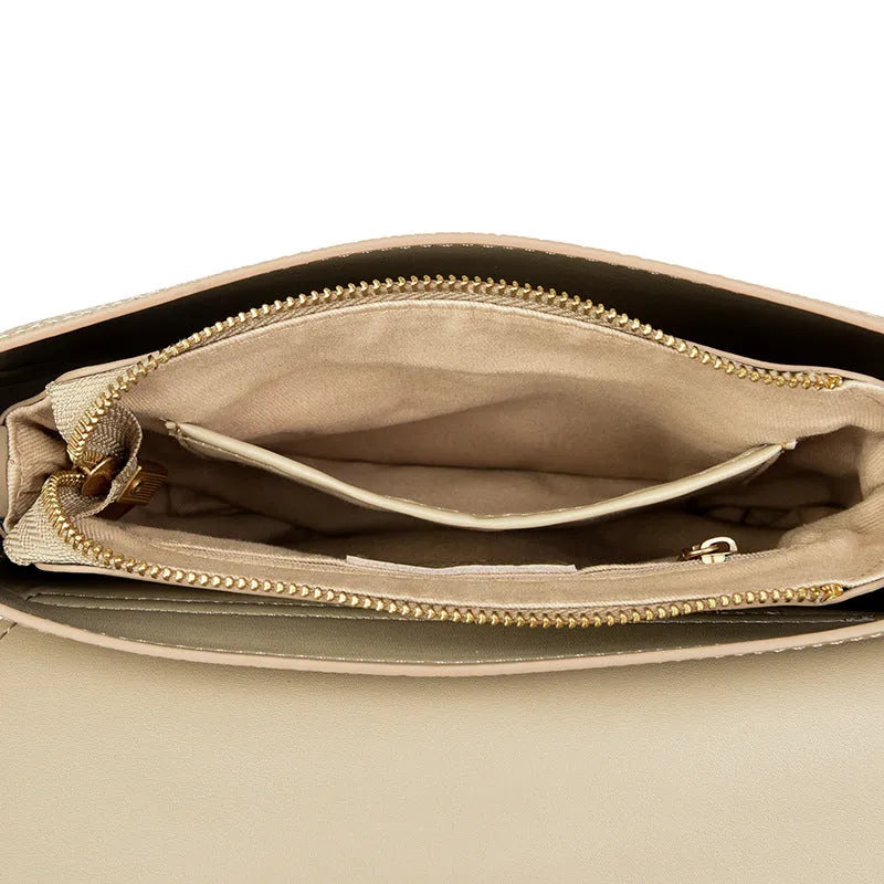 Women's genuine leather messenger retro shoulder bag in black, horizontal square, 24x7x19cm, first layer cowhide