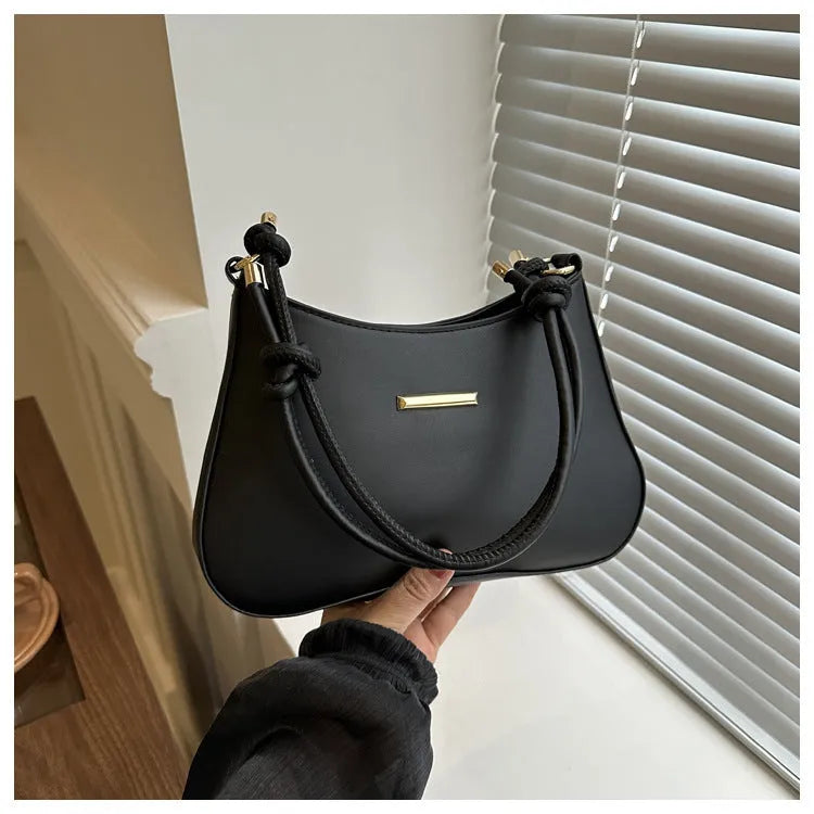 Women's high-end hand-held small square bag in PU leather with horizontal square shape and single shoulder strap