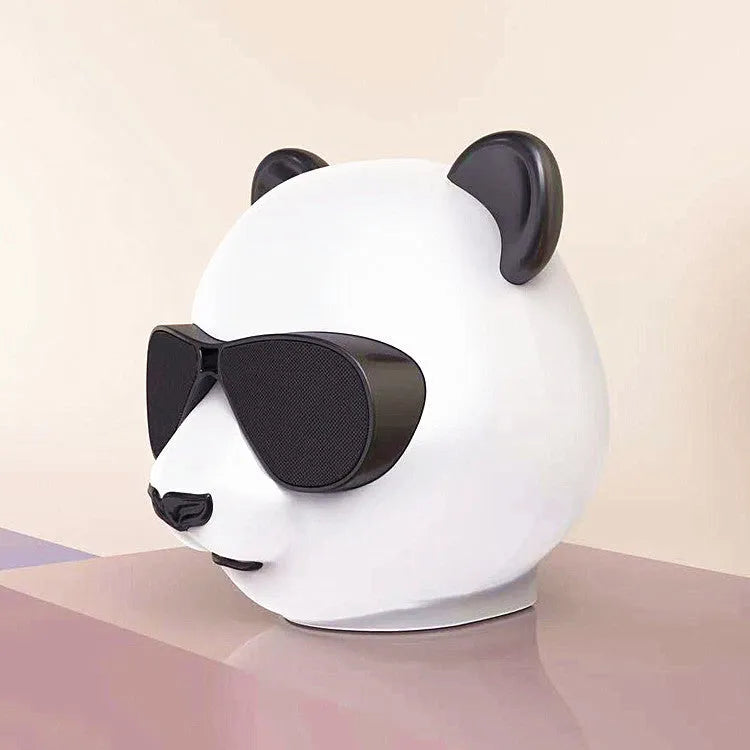 Classic style portable mini Bluetooth speaker with wireless connectivity and USB charging port