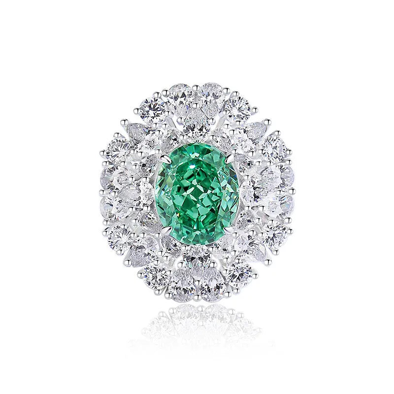 S925 sterling silver ring with geometric emerald cut and high-carbon diamond inlay on a model's finger.
