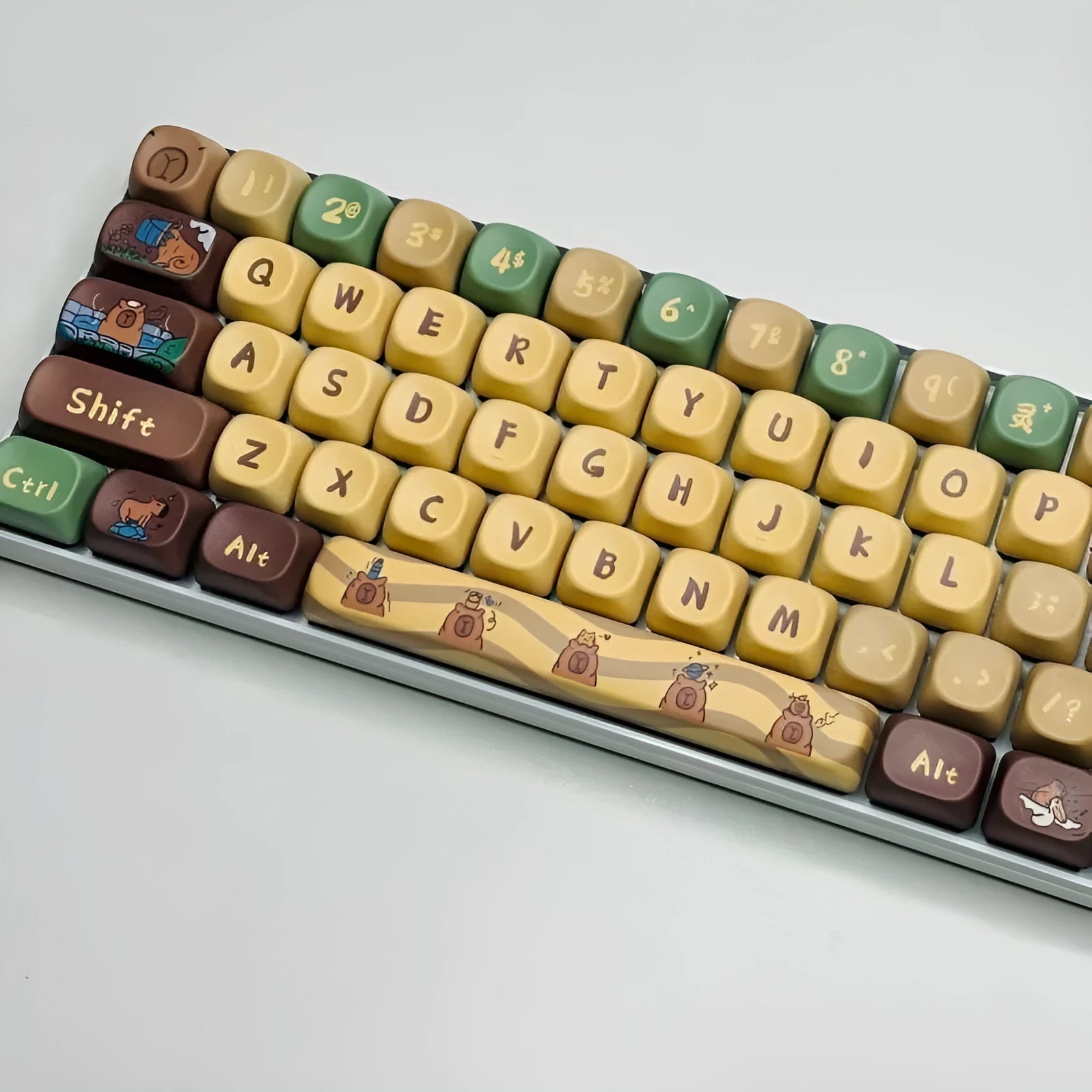 Capabala MOA mechanical keyboard keycap set with 130 ABS keys in Girl-height profile.