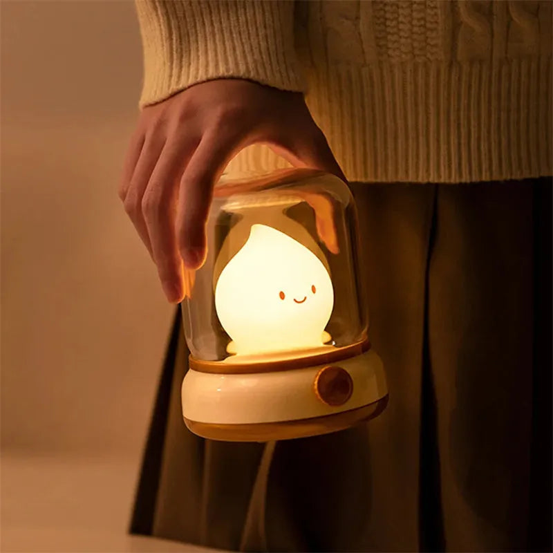 Retro small night lamp in green, USB rechargeable with two lighting modes, 100x108x124mm